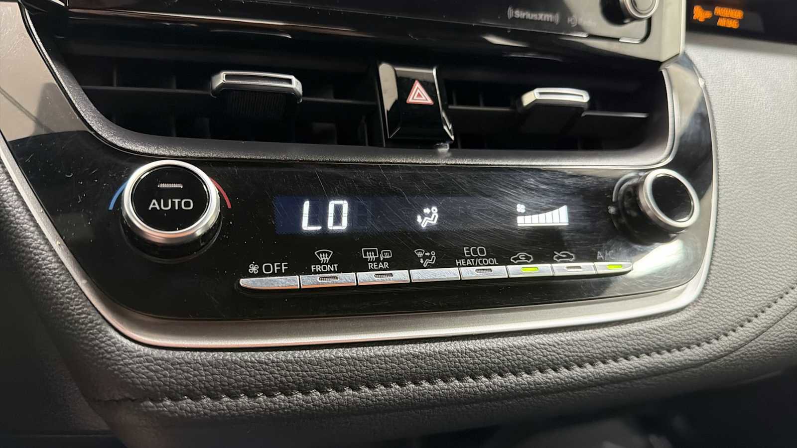 Certified 2020 Toyota Corolla XSE FWD image 20
