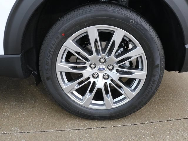 New 2026 Ford Explorer Active w/ Active Comfort Package AWD/4WD image 8