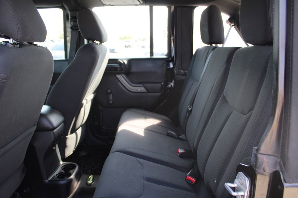 Used 2016 Jeep Wrangler Unlimited Sport w/ Max Tow Package image 23
