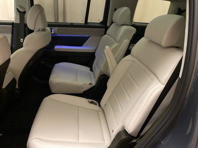 New 2024 Hyundai Santa Fe Calligraphy image 18