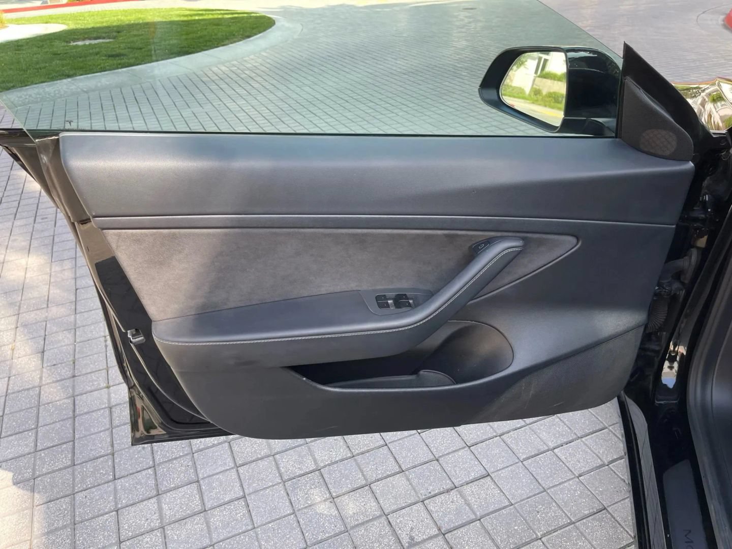Used 2023 Tesla Model 3 Standard Range RWD image 32