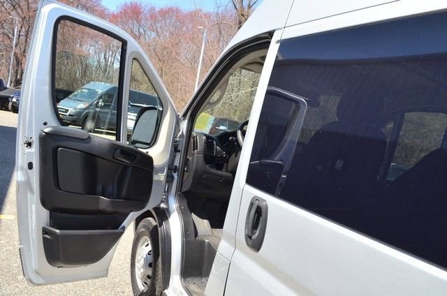 Used 2022 RAM ProMaster 2500 w/ Convenience Group image 15