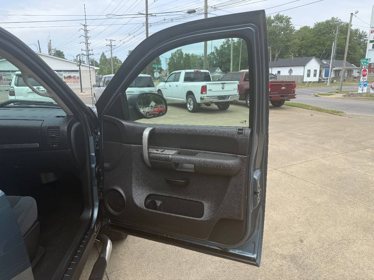 Used 2008 Chevrolet Silverado 1500 LT w/ Power Pack Plus AWD/4WD image 16