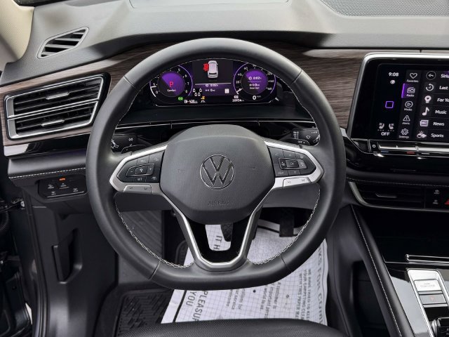 Certified 2024 Volkswagen Atlas SEL AWD/4WD image 15