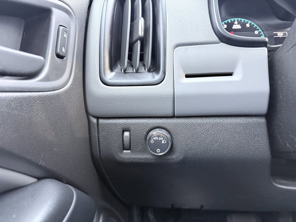 Used 2017 Chevrolet Colorado W/T image 13