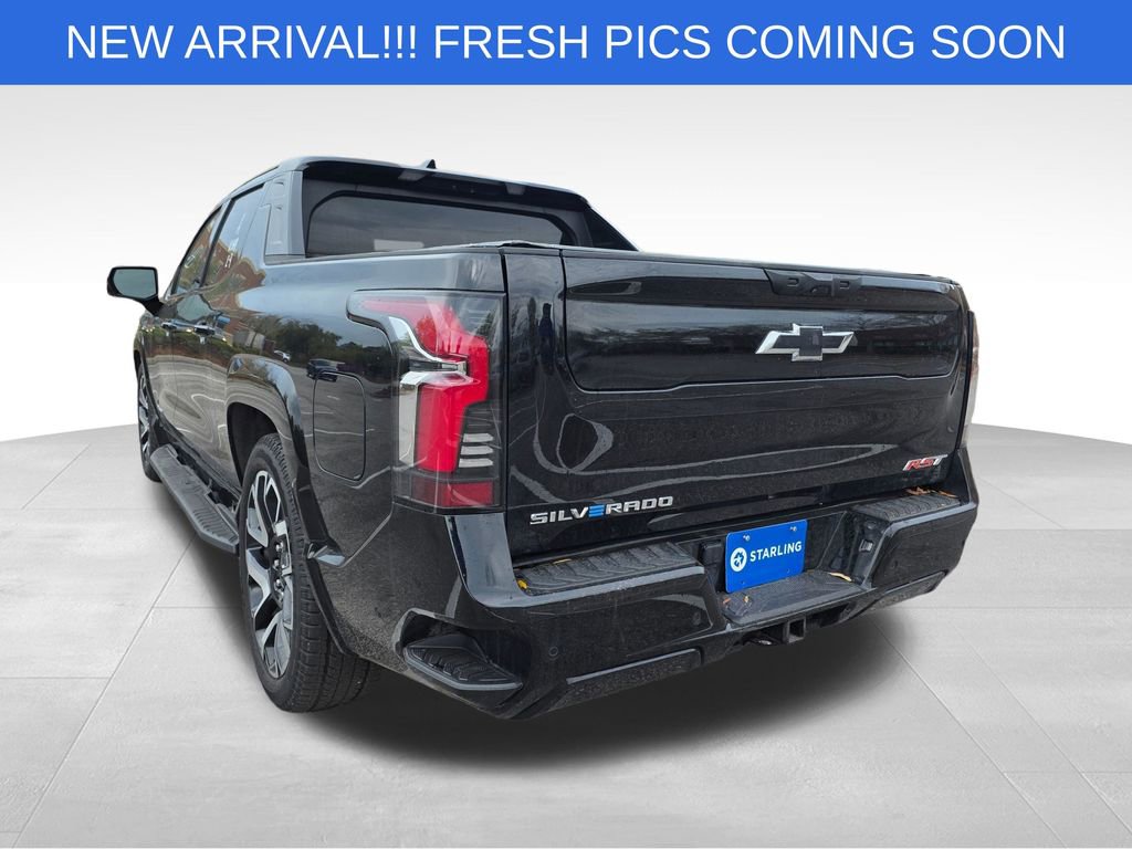 Used 2024 Chevrolet Silverado EV RST image 6