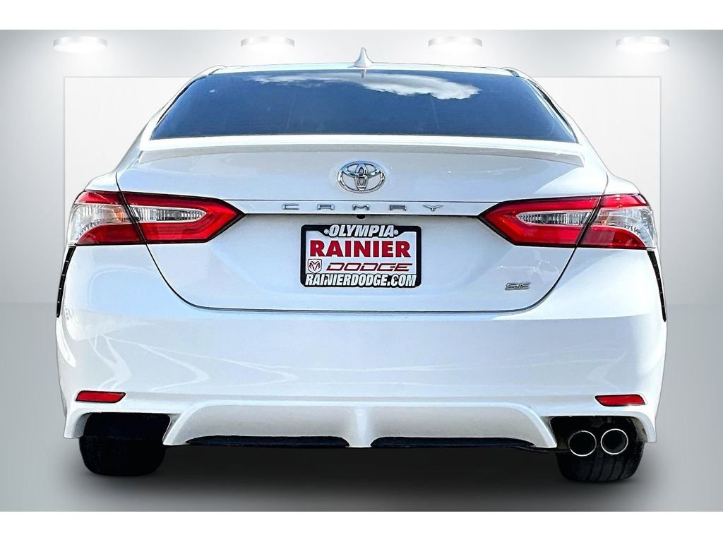Used 2020 Toyota Camry SE FWD image 4