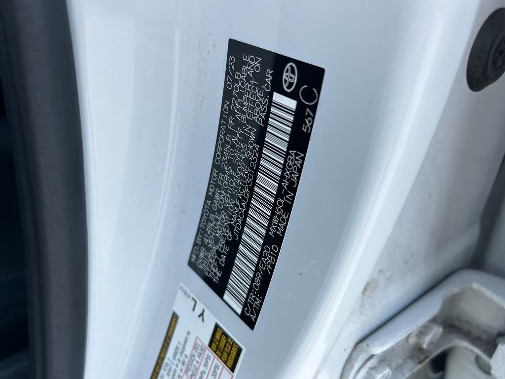Used 2023 Toyota Prius XLE FWD image 10