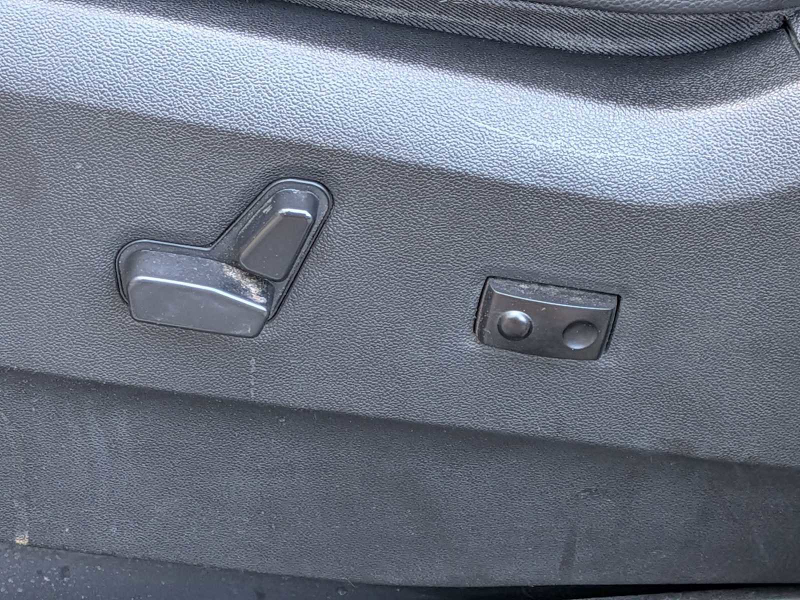 Used 2019 Dodge Grand Caravan SXT image 15