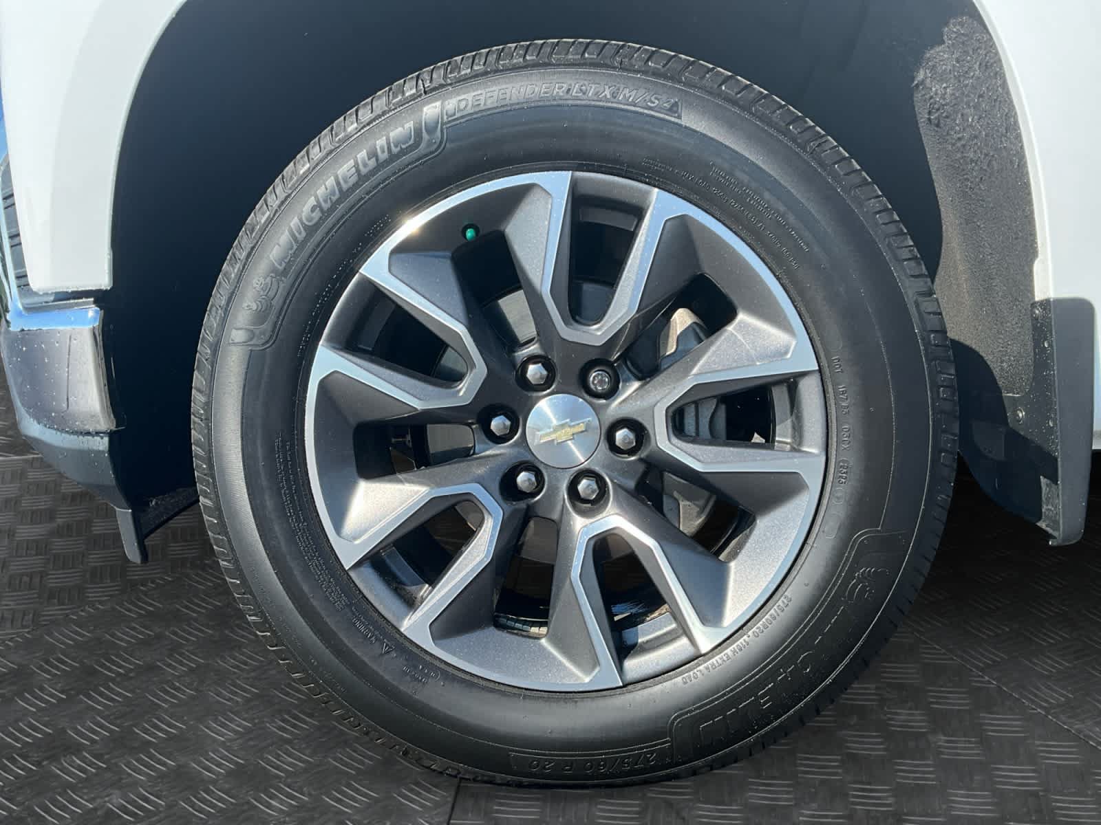 Used 2020 Chevrolet Silverado 1500 LT w/ All-Star Edition AWD/4WD image 9