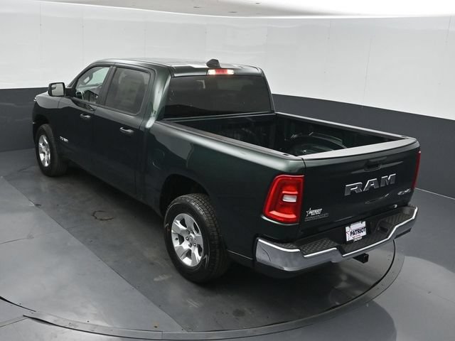 New 2026 RAM 1500 4x4 Crew Cab image 33
