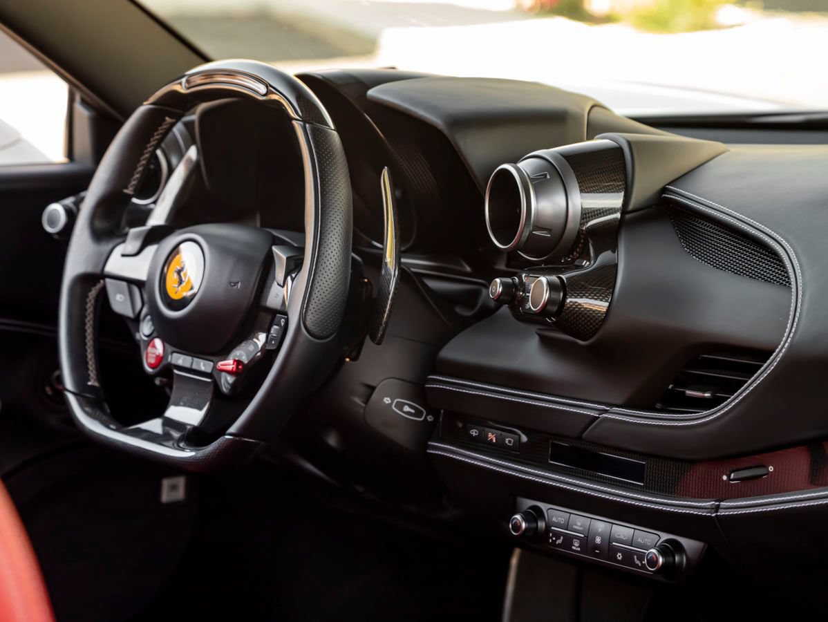 Used 2022 Ferrari F8 Tributo RWD image 38