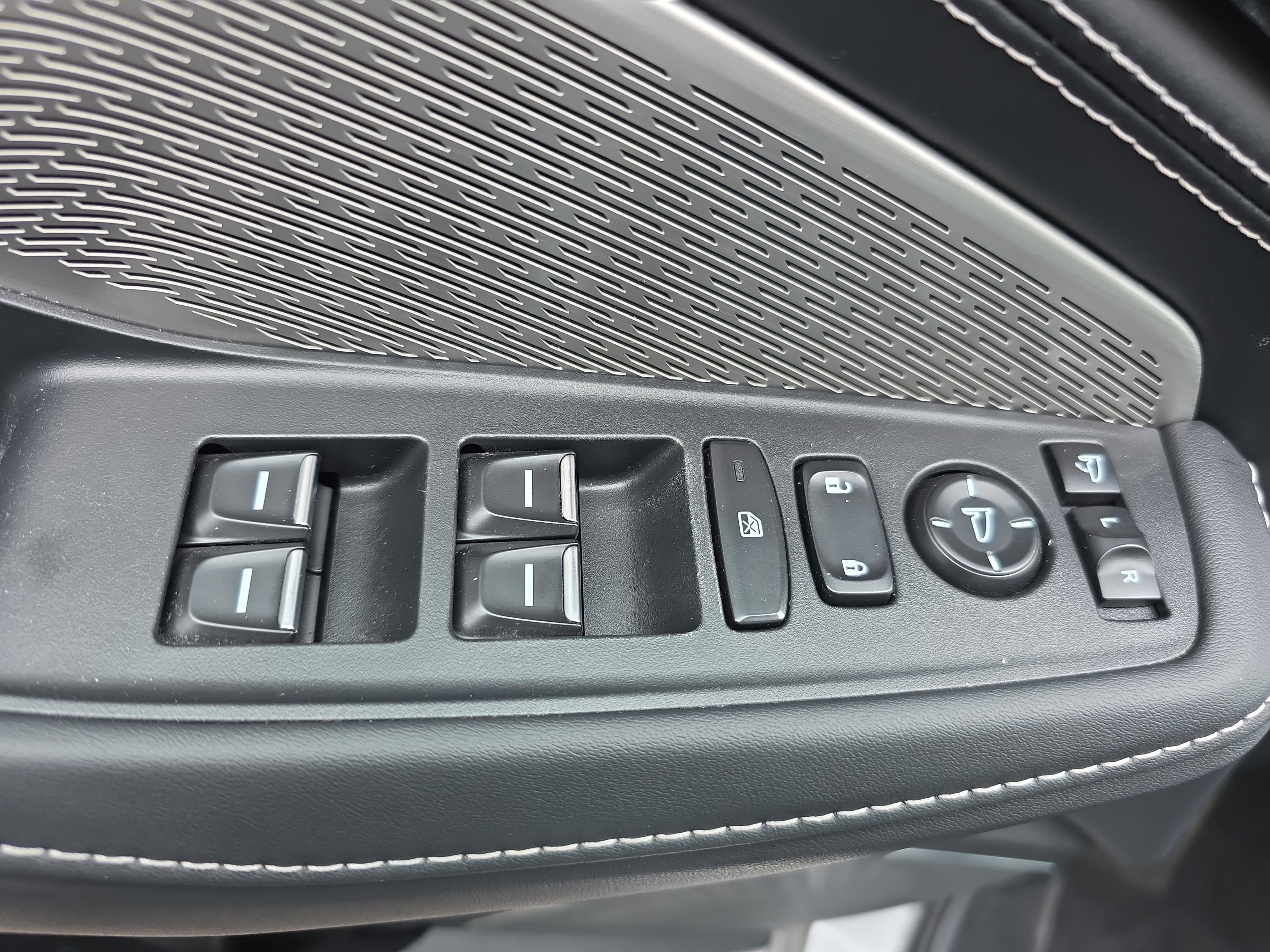 Certified 2023 Acura MDX SH-AWD w/ Advance Package image 28
