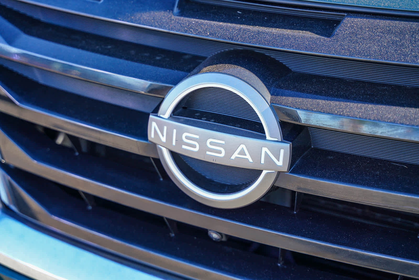 Used 2023 Nissan Pathfinder Platinum image 11