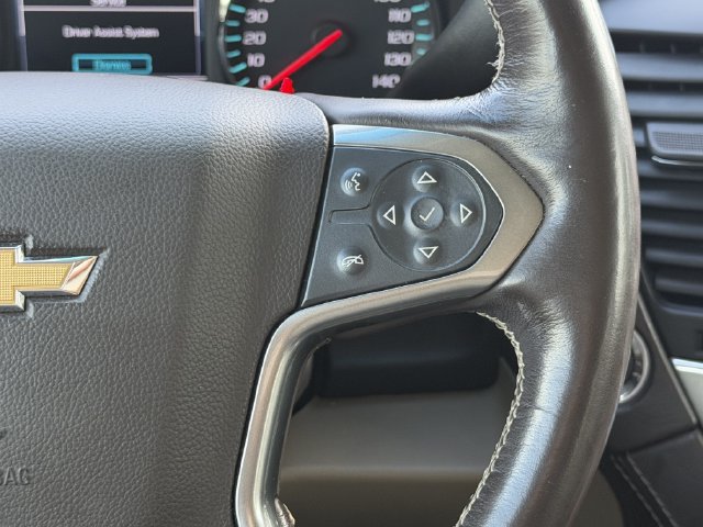 Used 2018 Chevrolet Suburban LT RWD image 16