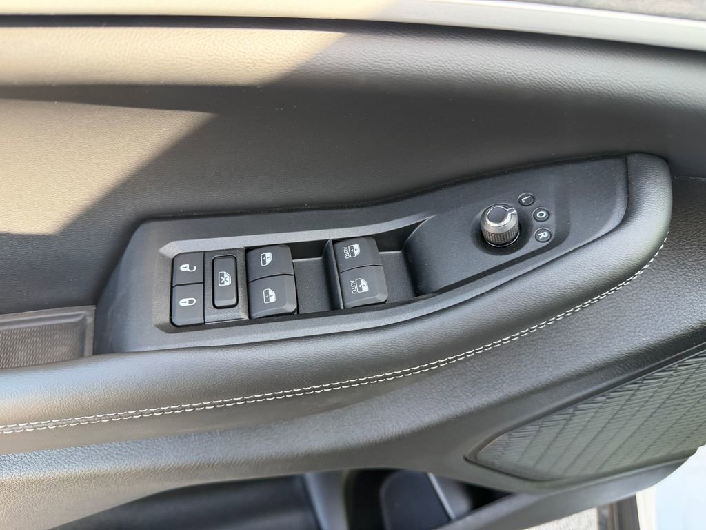 New 2026 Jeep Grand Cherokee L 4WD image 13