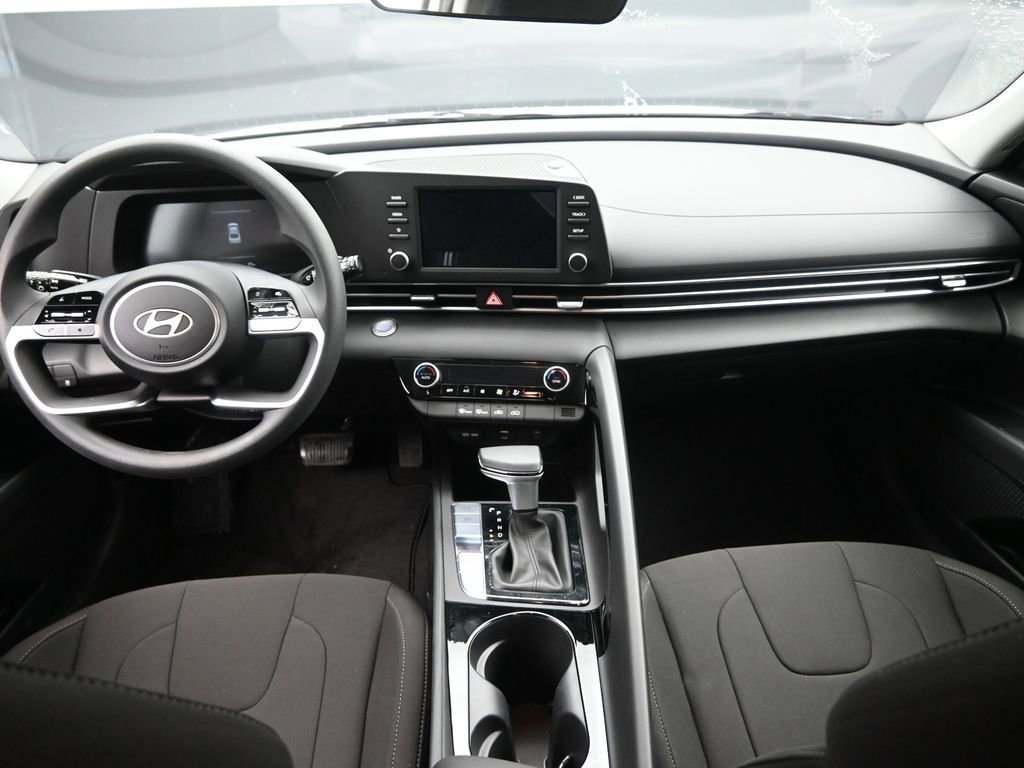 New 2026 Hyundai Elantra Blue image 23