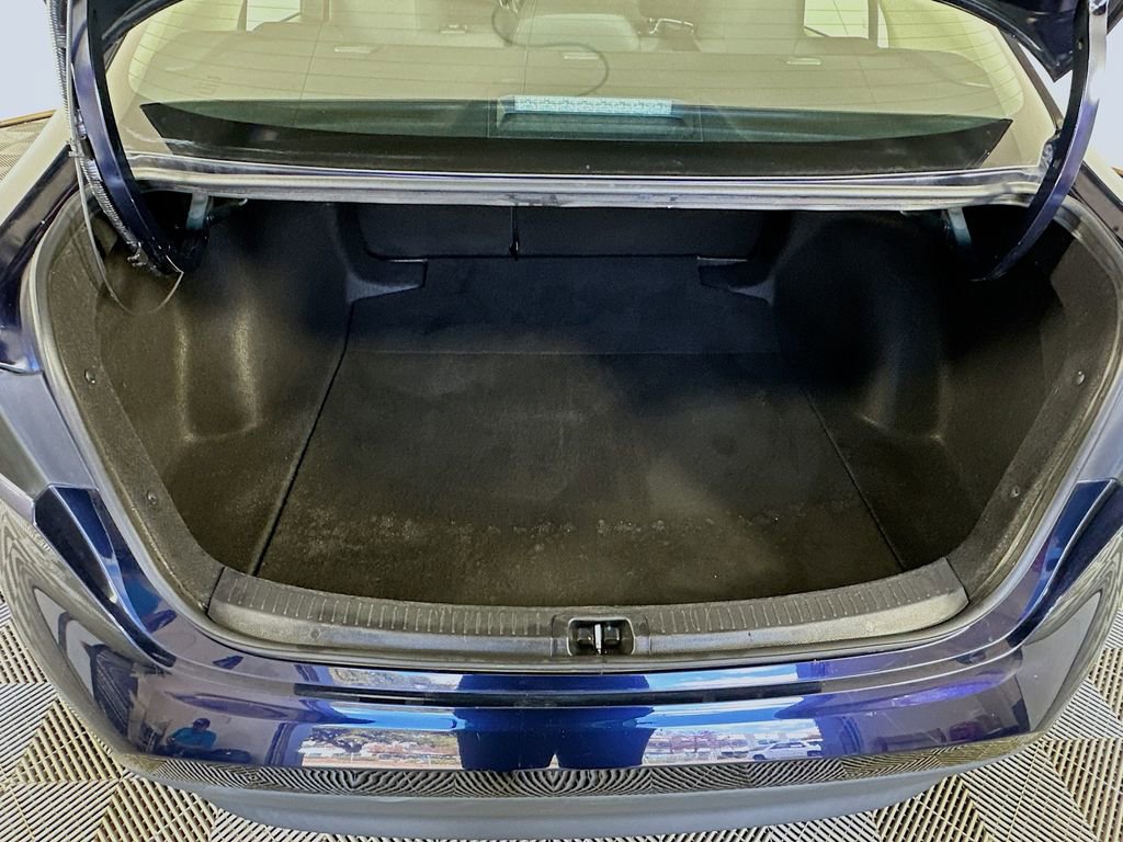 Used 2023 Toyota Corolla LE image 25