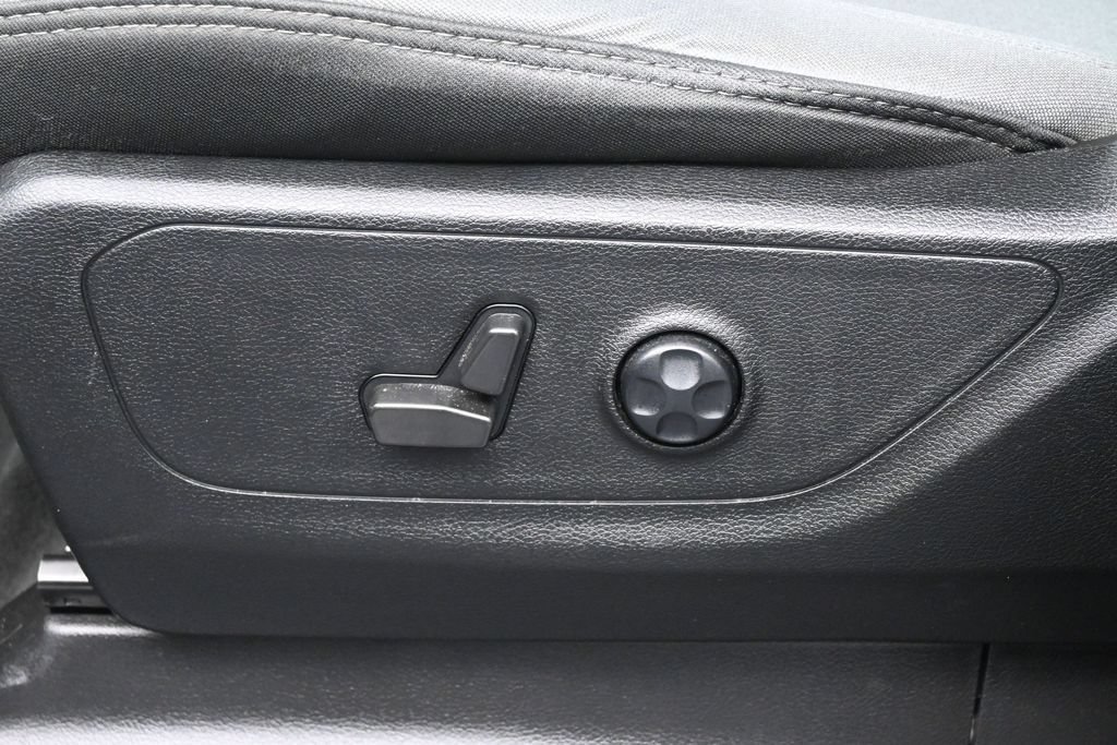 Used 2021 RAM 1500 Big Horn AWD/4WD image 12
