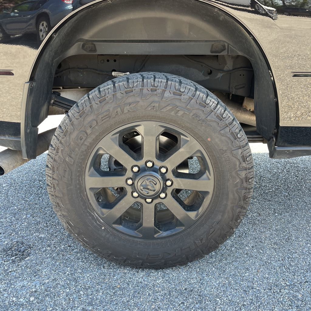 Used 2024 RAM 3500 Laramie w/ Night Edition image 13