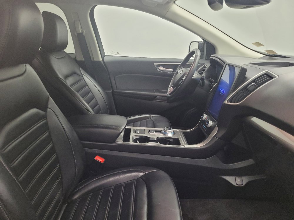 Used 2024 Ford Edge SEL image 21