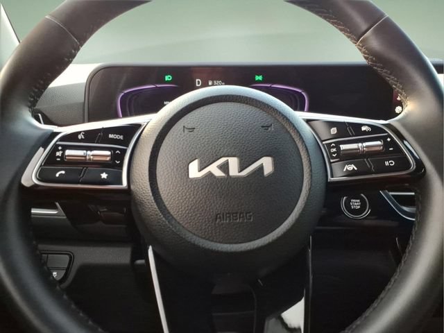 Used 2025 Kia Seltos S AWD/4WD image 24