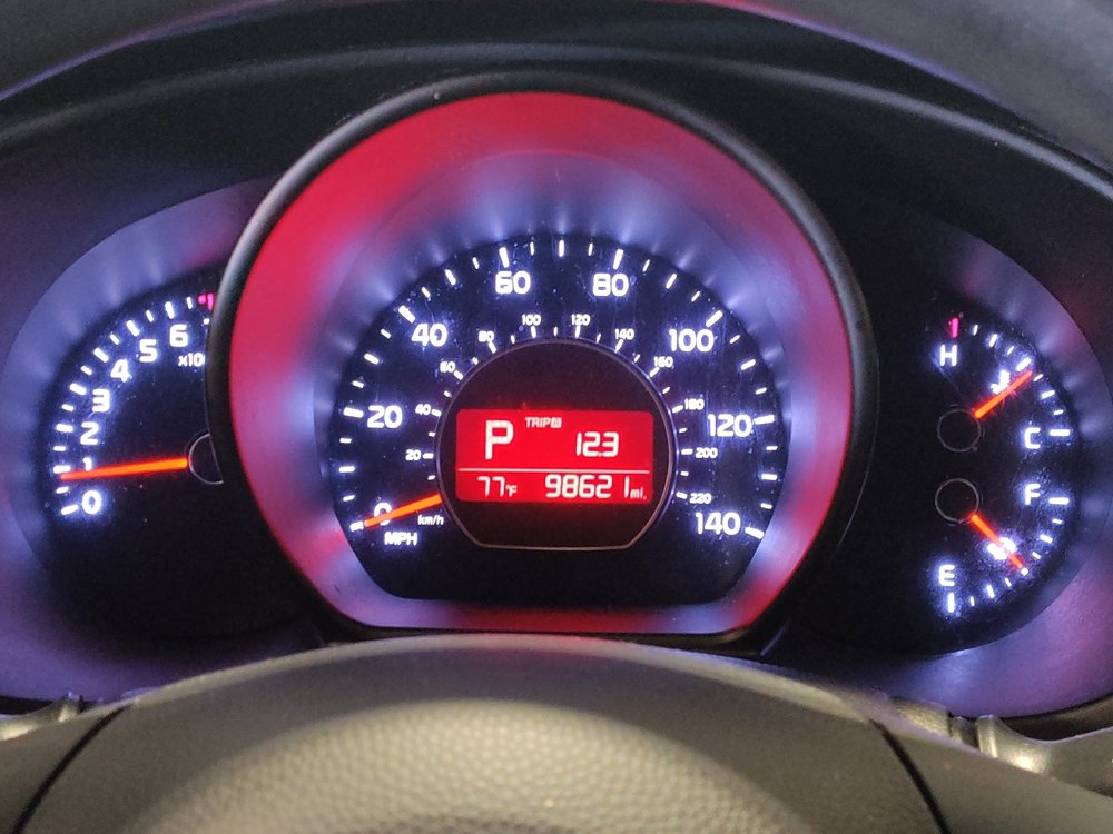 Used 2017 Kia Soul + image 23