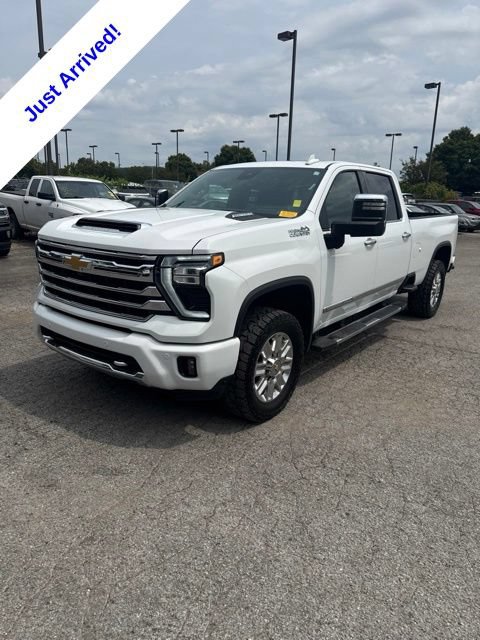 Used 2025 Chevrolet Silverado 3500 High Country w/ High Country Premium Package AWD/4WD image 1