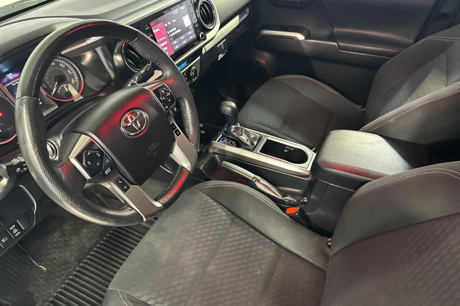 Used 2021 Toyota Tacoma SR5 w/ Trail Edition AWD/4WD image 12