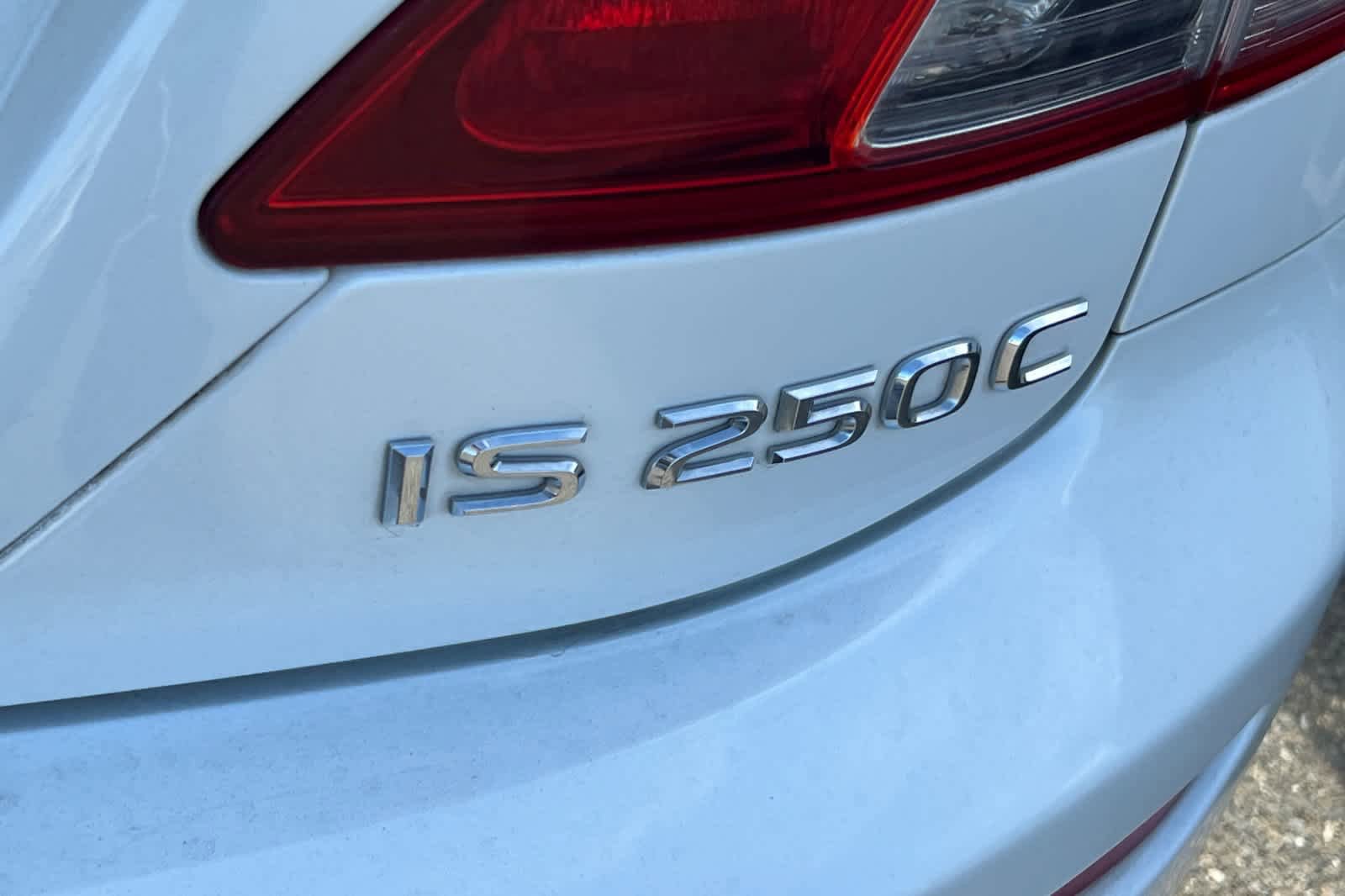 Used 2013 Lexus IS 250C RWD image 21