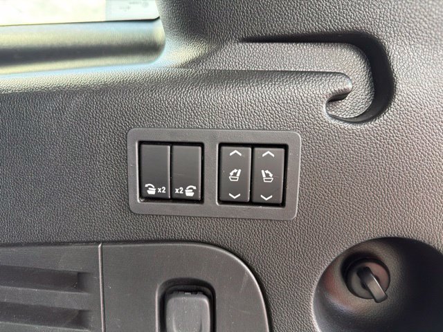 Used 2019 GMC Yukon XL Denali w/ Open Road Package AWD/4WD image 30