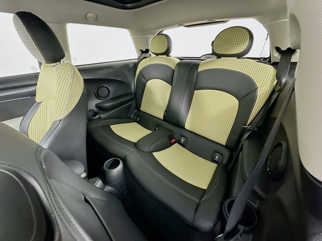 Certified 2024 MINI Cooper S image 25