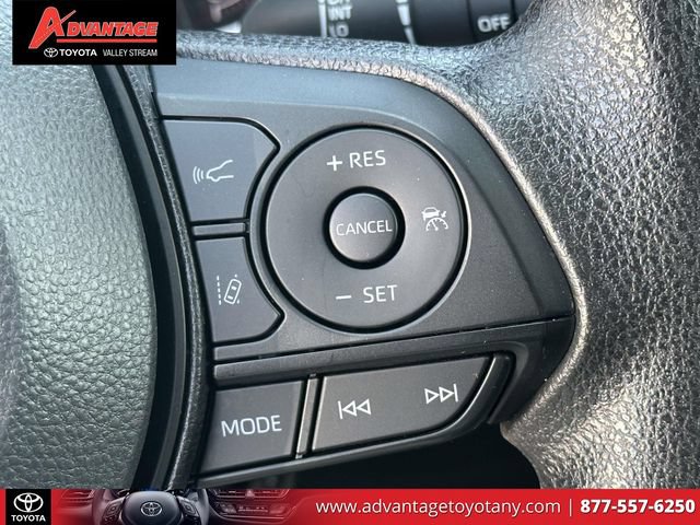 Certified 2025 Toyota RAV4 XLE AWD/4WD image 25