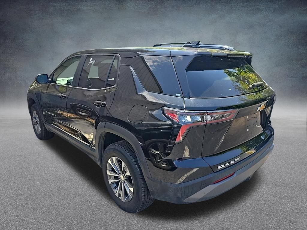 Used 2025 Chevrolet Equinox LT AWD/4WD image 5