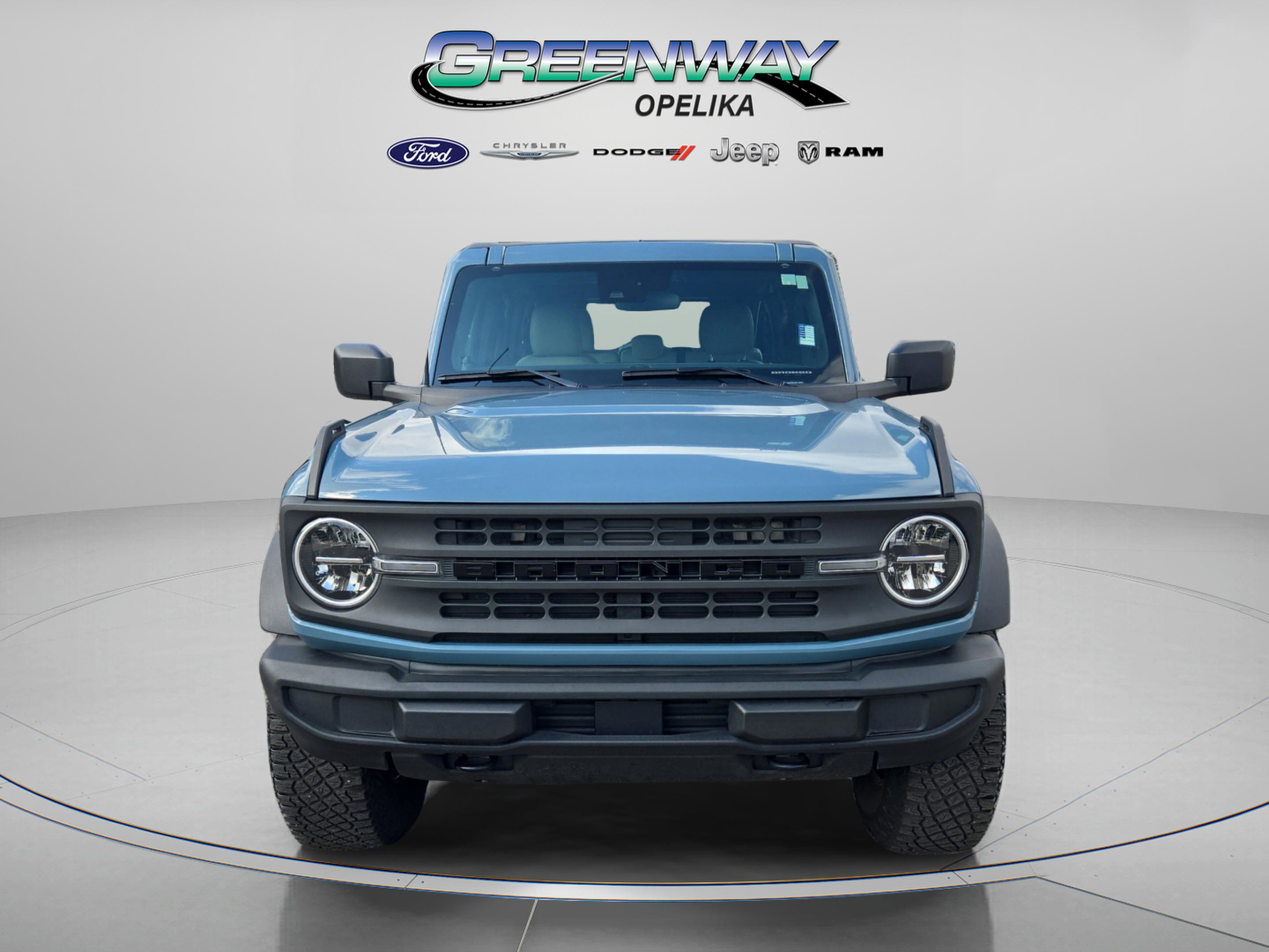 Used 2023 Ford Bronco 4-Door w/ Sasquatch Package image 2