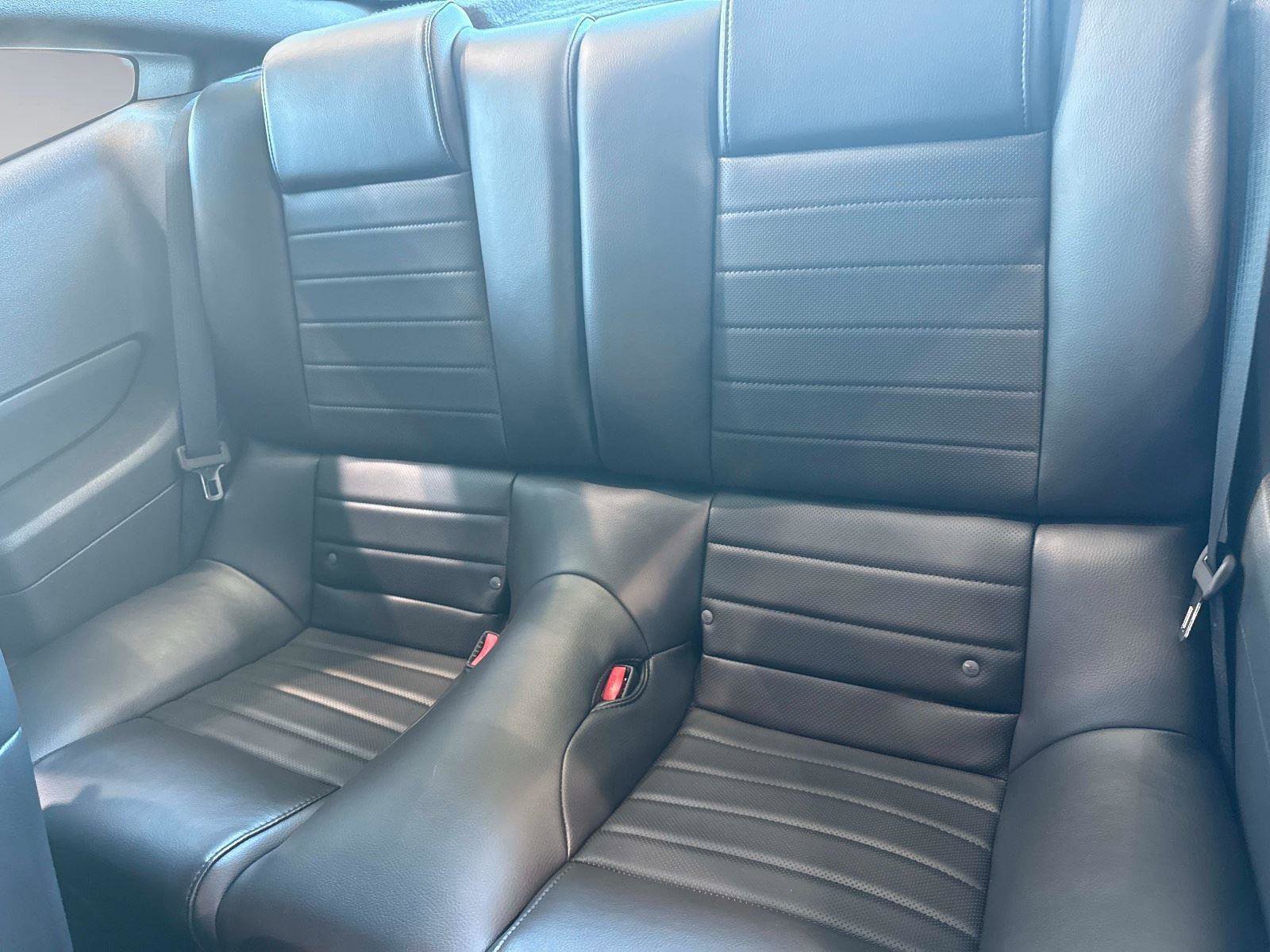 Used 2007 Ford Mustang Shelby GT500 RWD image 15