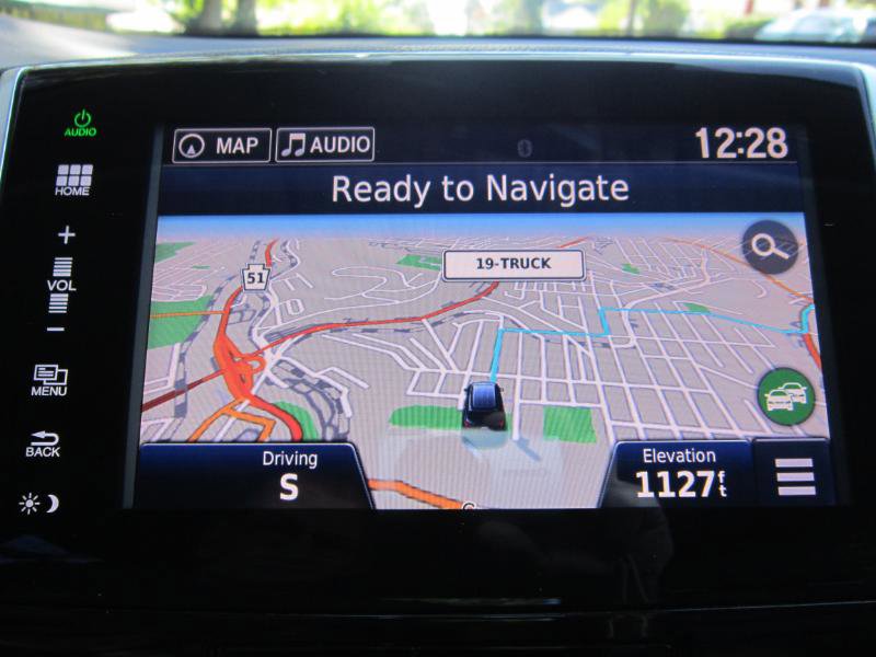 Used 2016 Honda Pilot Touring image 7