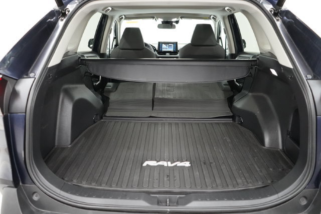 Used 2022 Toyota RAV4 XLE w/ Convenience Package AWD/4WD image 37