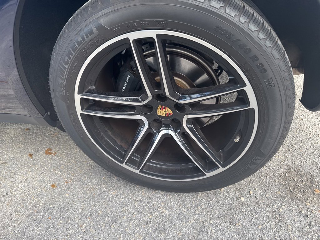 Used 2021 Porsche Macan image 9