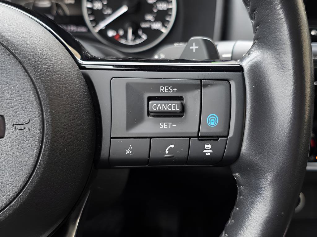 Used 2023 Nissan Rogue SL w/ SL Premium Package image 27