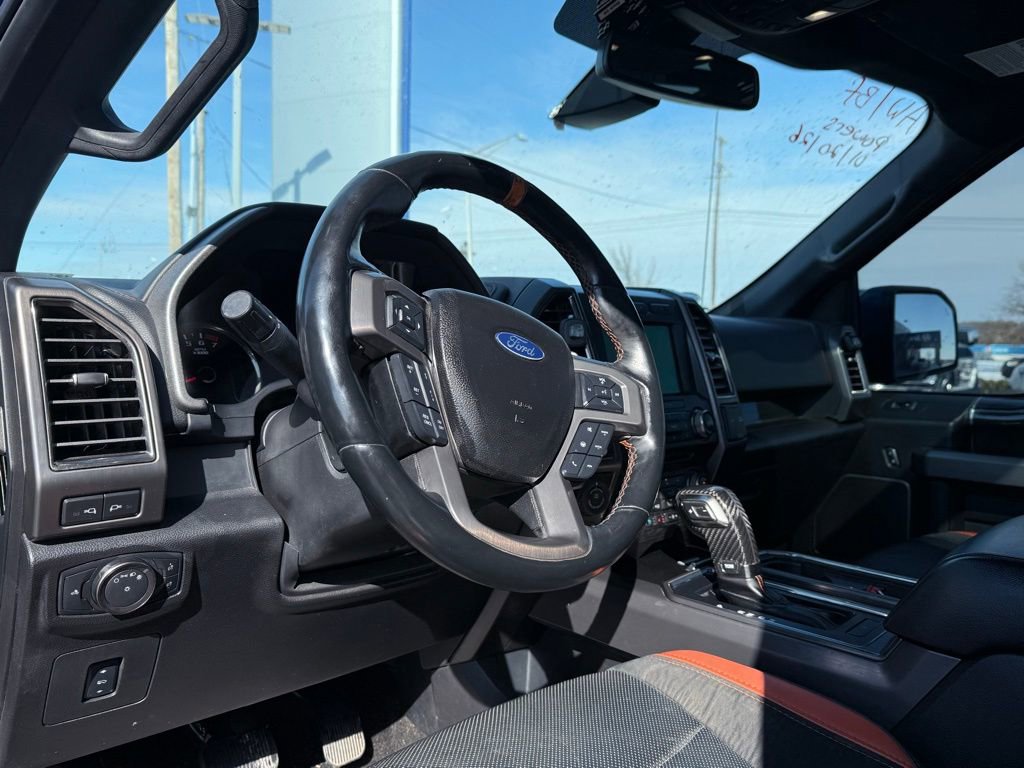 Used 2018 Ford F150 Raptor w/ Equipment Group 802A Luxury image 9