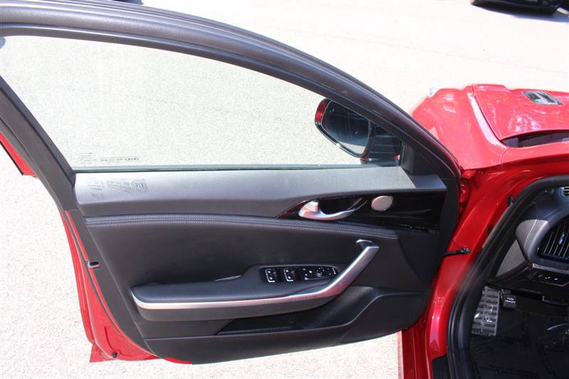 Used 2021 Kia Stinger GT-Line w/ Sun & Sound Package RWD image 10