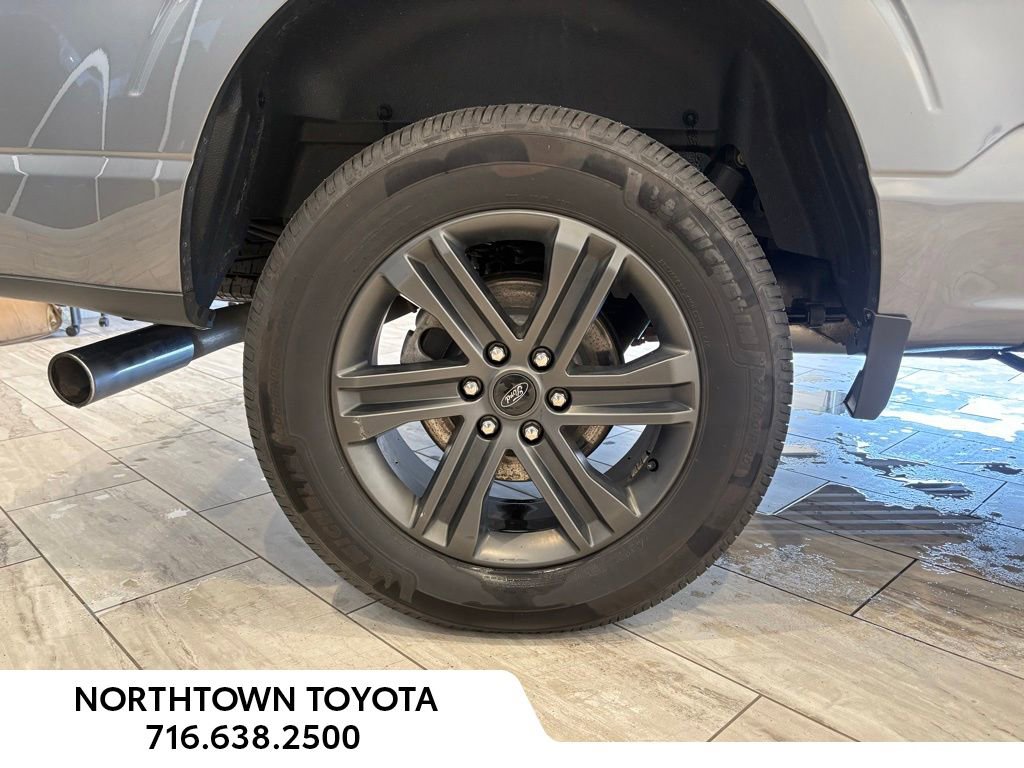 Used 2021 Ford F150 Lariat w/ Equipment Group 502A High image 9