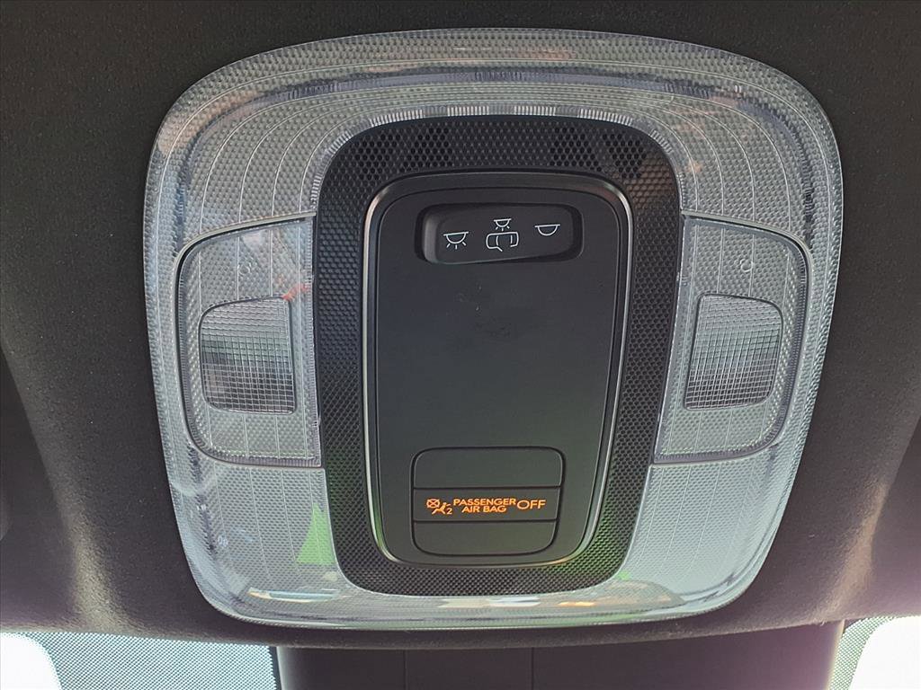 Certified 2025 Hyundai Elantra Sport image 18