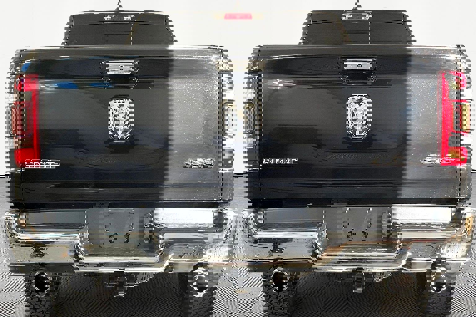 Used 2020 RAM 1500 Laramie image 7