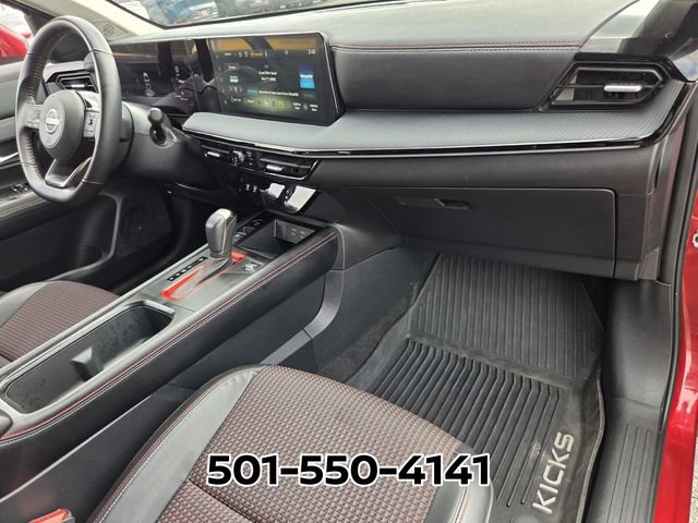 Used 2025 Nissan Kicks SR AWD/4WD image 17