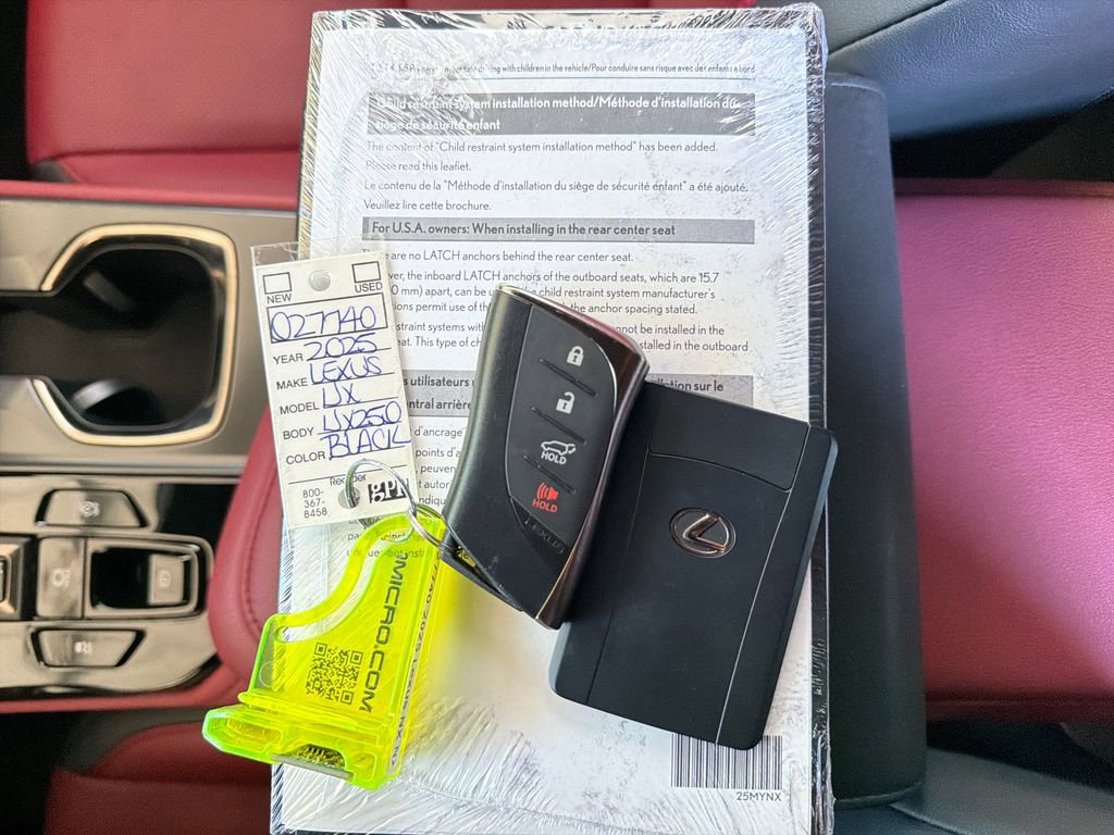 Used 2025 Lexus NX 250 FWD w/ Towing Package (2000 Lbs) image 36