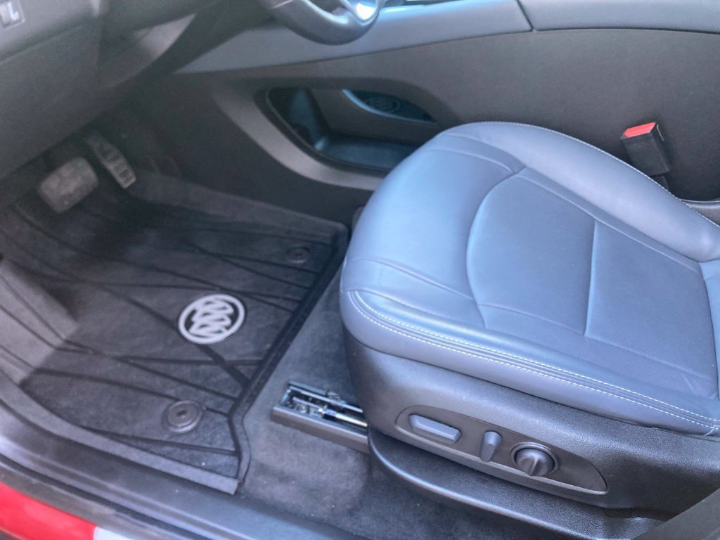 Certified 2023 Buick Enclave Essence w/ LPO, Floor Liner Package AWD/4WD image 21