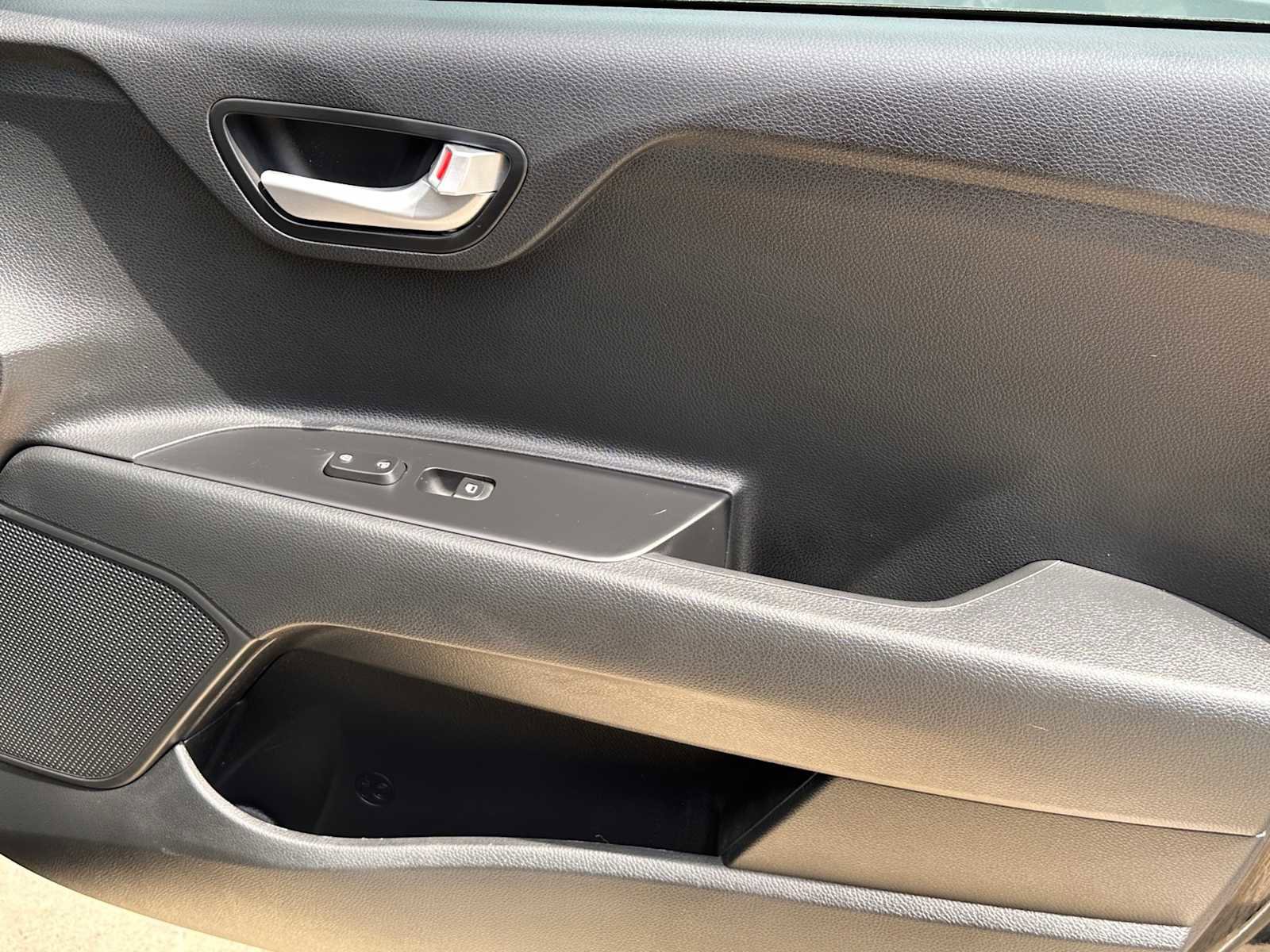 Used 2023 Kia Rio S image 20