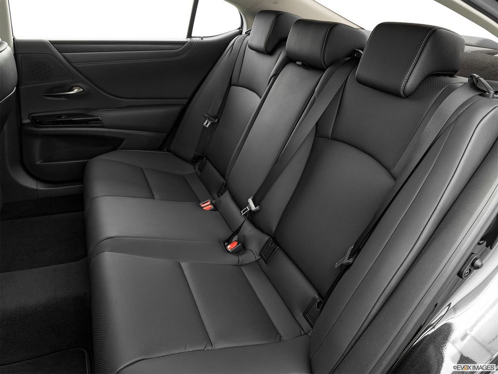 New 2025 Lexus ES 350 Ultra Luxury image 11